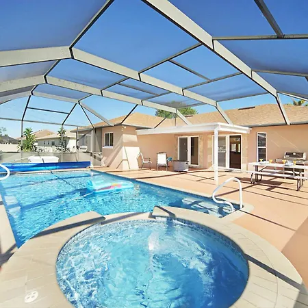 Remodeled Elec-Heated Pool Home With Spa, Western Exposure & Bikes - Villa Valerie